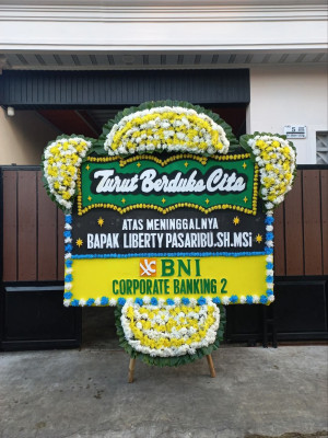 Papan Bunga Duka di Lingga Bayu