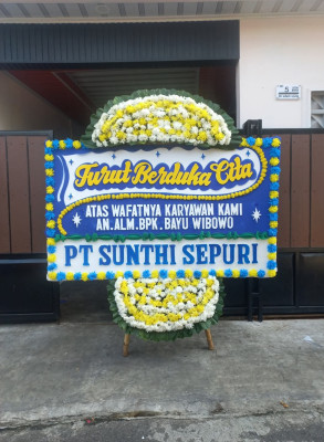 Papan Bunga Duka di Lingga Bayu
